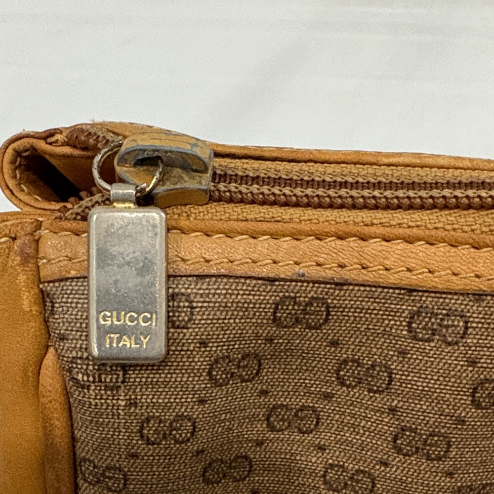 Gucci Micro GG Monogram Boston Bag - Picture 10 of 16